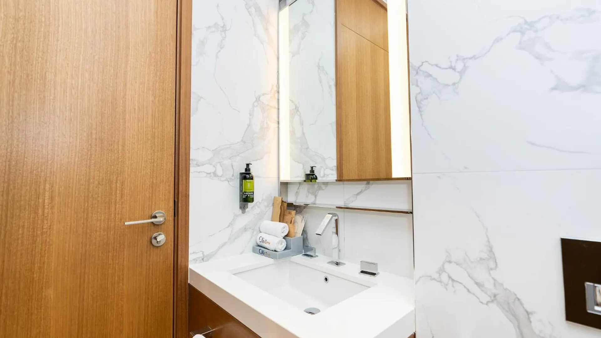 Citihome - 2Br At Address Opera In Downtown Dubai
